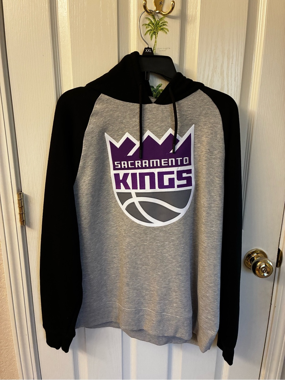 Hooded Pullover Sweatshirt - Gray & Black